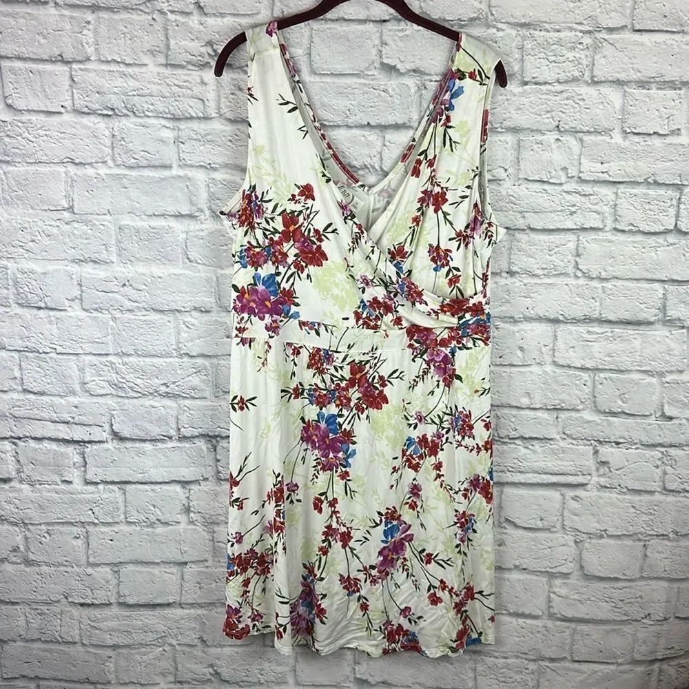 Maurice’s Floral Sleeveless Dress Size XL NWT